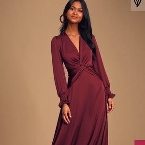 Lulu’s Twist Your Words Long Sleeve Maxi Dres